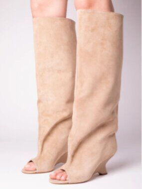 GIABORGHINI NINETTE SUEDE IN SAND